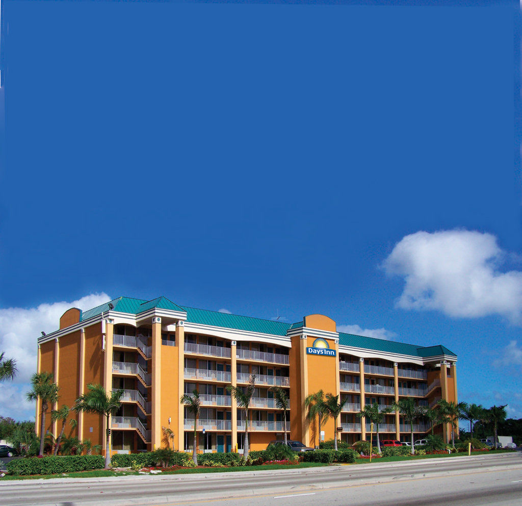 Days Inn By Wyndham Fort Lauderdale-Oakland Park Airport N מראה חיצוני תמונה